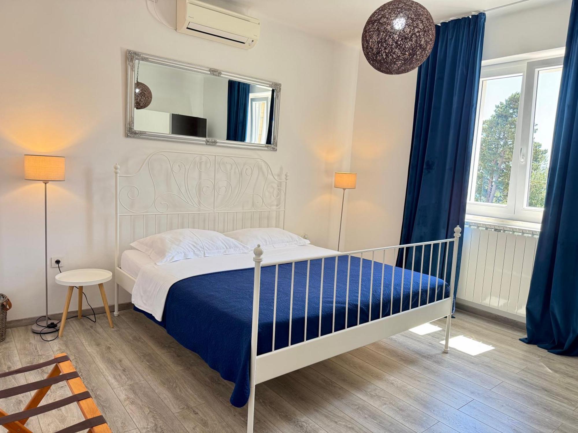 Holiday Home Lungo Mare Mlini Ngoại thất bức ảnh