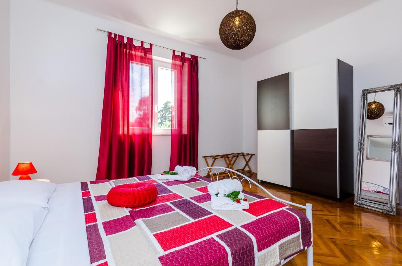 Holiday Home Lungo Mare Mlini Ngoại thất bức ảnh